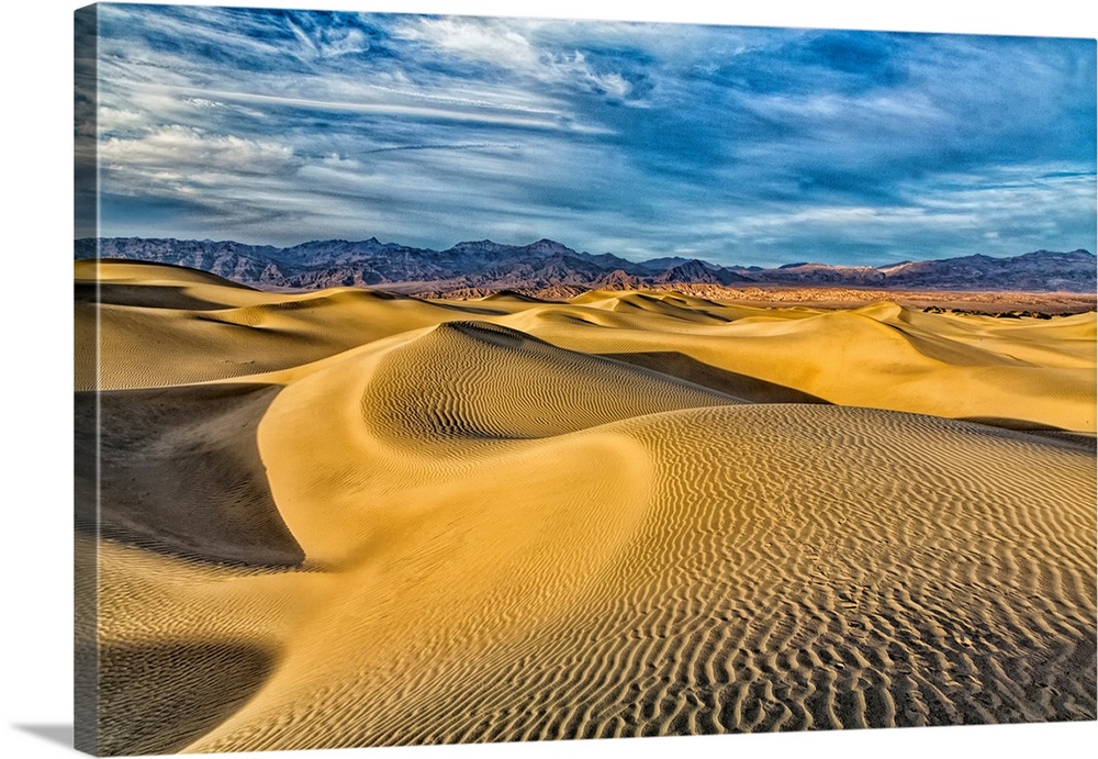 Biship, California, Death Valley, Death Valley National Park, Sand Dunes, USA.