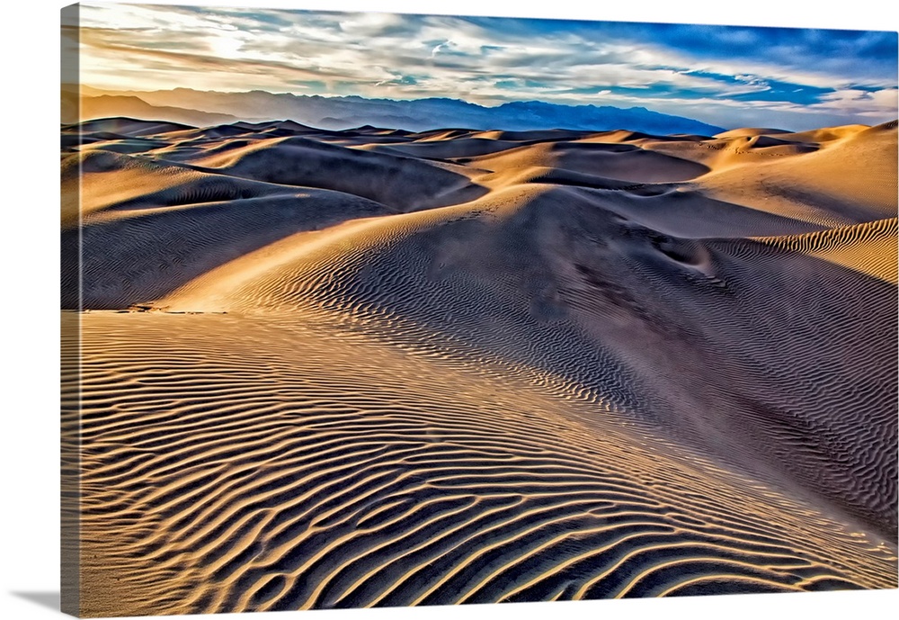 Biship, California, Death Valley, Death Valley National Park, Sand Dunes, USA.