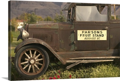 British Columbia, Keremeos, Parson's Fruit Stand, Old Truck Sign