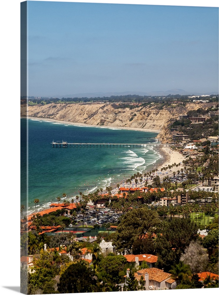 USA, California, La Jolla, View of La Jolla Shores and Scripps Pier