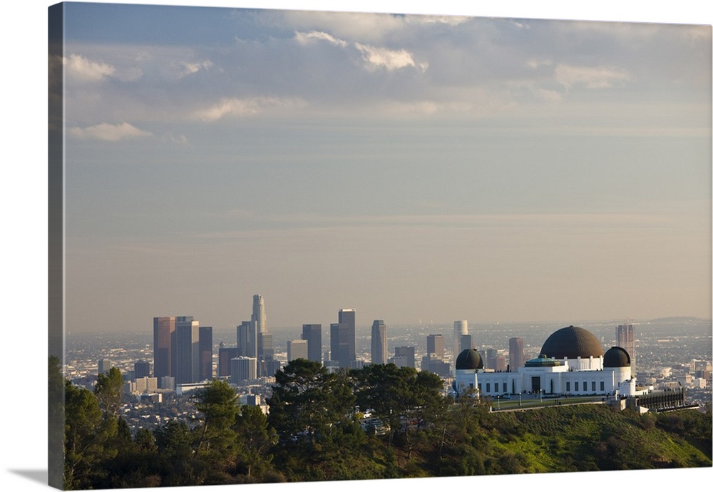 USA, California, Los Angeles. Griffith Park Observatory and downtown.