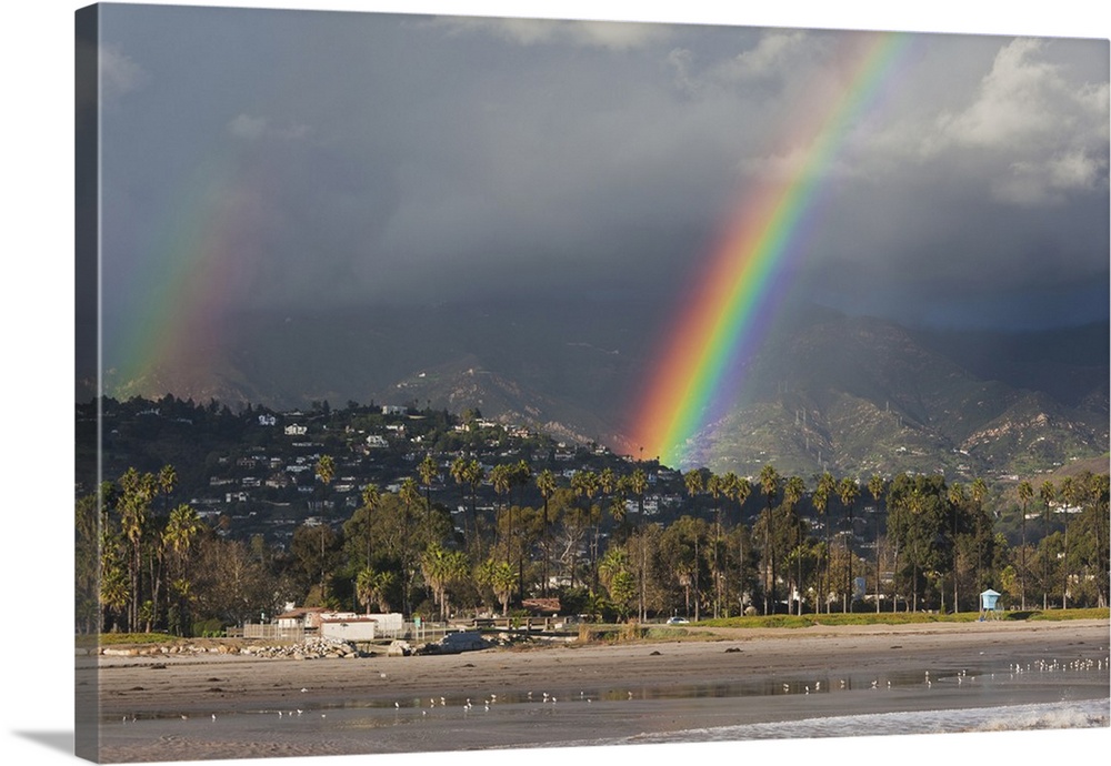 USA, California, Southern California, Santa Barbara, Chase Palm Beach and rainbow
