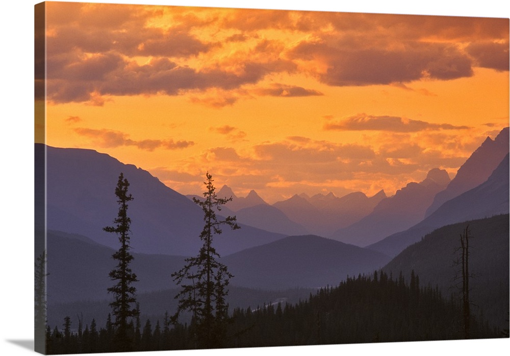 North America, Canada, Alberta, Baniff National Park.  Mountain ridges at sunset near Waterfoul Lake in Baniff National Park.