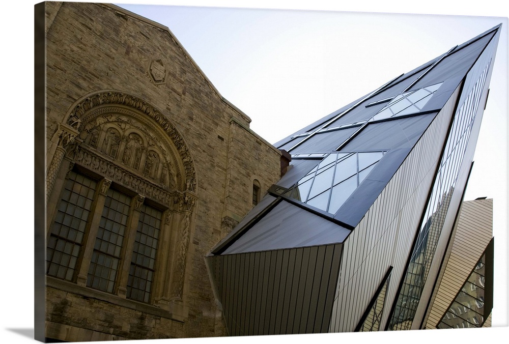 Canada, Ontario, Toronto.  Royal Ontario Museum with the modern addition built into the original structure. Credit as: Wen...