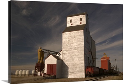 Canada, Saskatchewan, Davidson, Grain Elevators