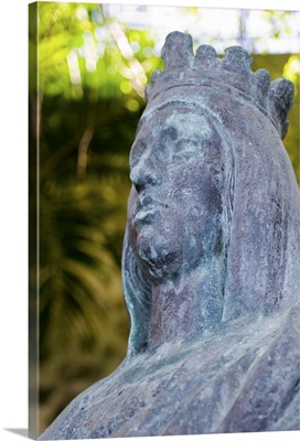 Caribbean, Puerto Rico, San Juan, Statue of Queen Isabel of Castile
