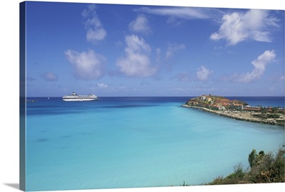 Caribbean, St. Maarten, Phillipsburg, Great Bay Beach