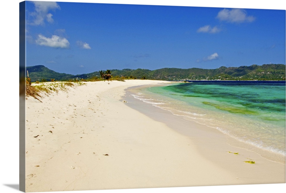 Carriacou, Grenada. Sandy Island.
