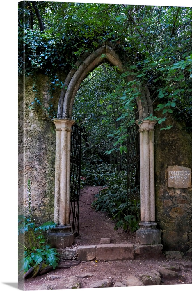 Coimbra, Portugal. Quinta das Lagrimas. Ruins in the garden next to the famous Fonte das Lagrimas.
