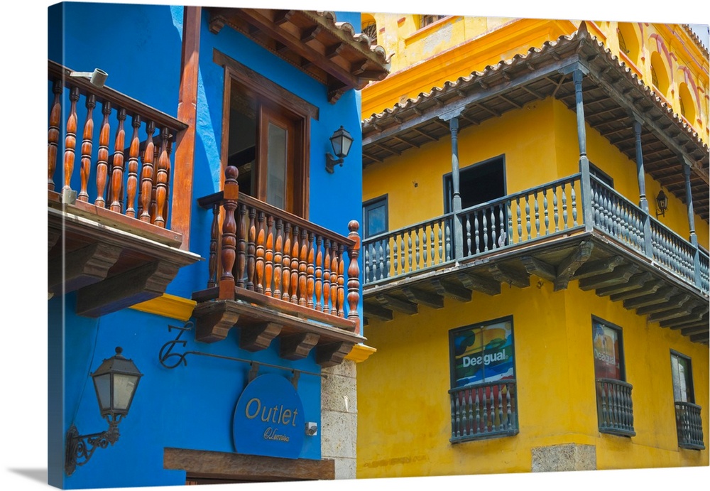 Colonial Houses In The Old Town, Cartagena, Bolivar Department, Colombia