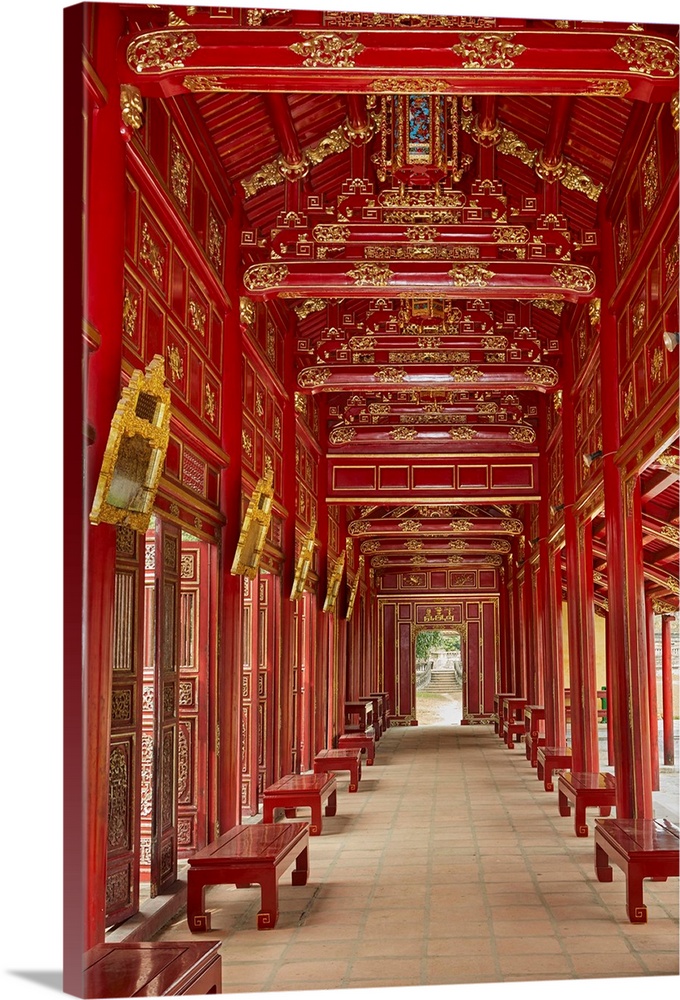 Corridor in the Forbidden Purple City, historic Hue Citadel (Imperial City), Hue, North Central Coast, Vietnam