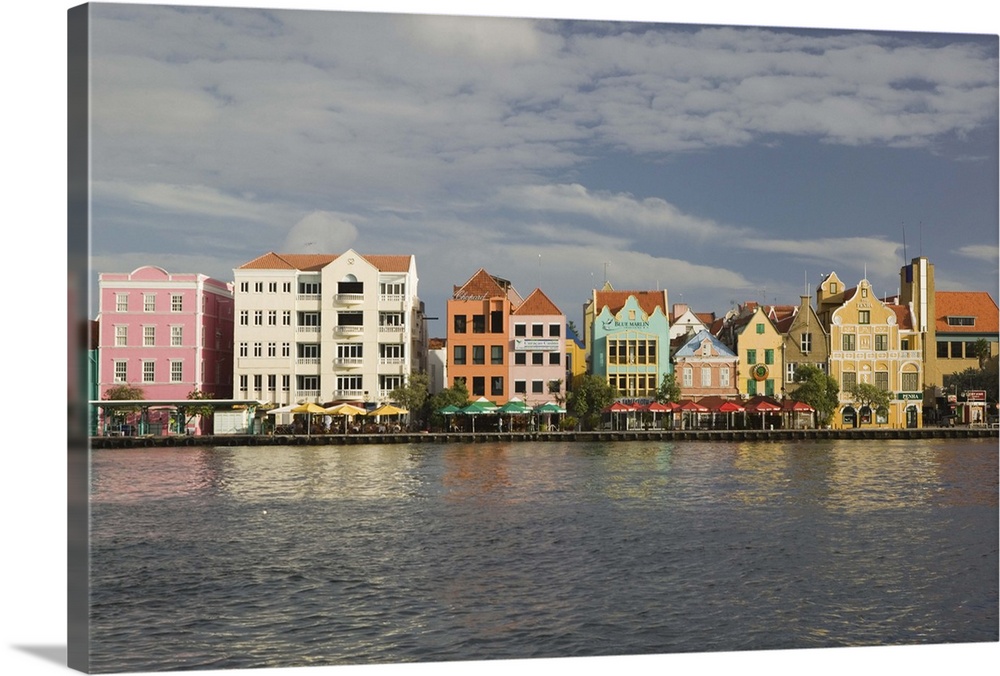 ABC Islands-CURACAO-Willemstad:.Harborfront Buildings of Punda