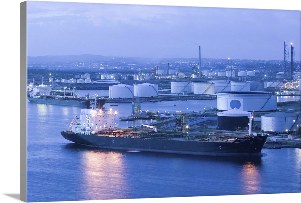 ABC Islands-CURACAO-Willemstad:.Oil Tankers at Curacao Island Oil Refinery / Evening