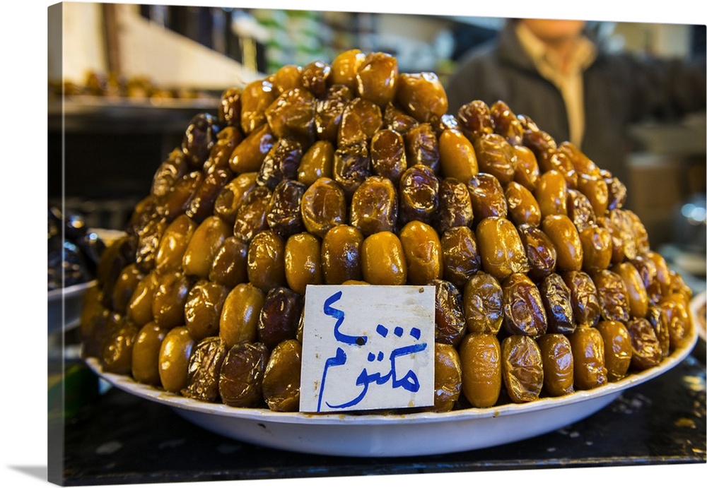 Dades for sale in the Bazaar of Sulaymaniyah. Kurdistan, Iraq.