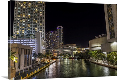 Downtown Riverwalk, Miami, Florida