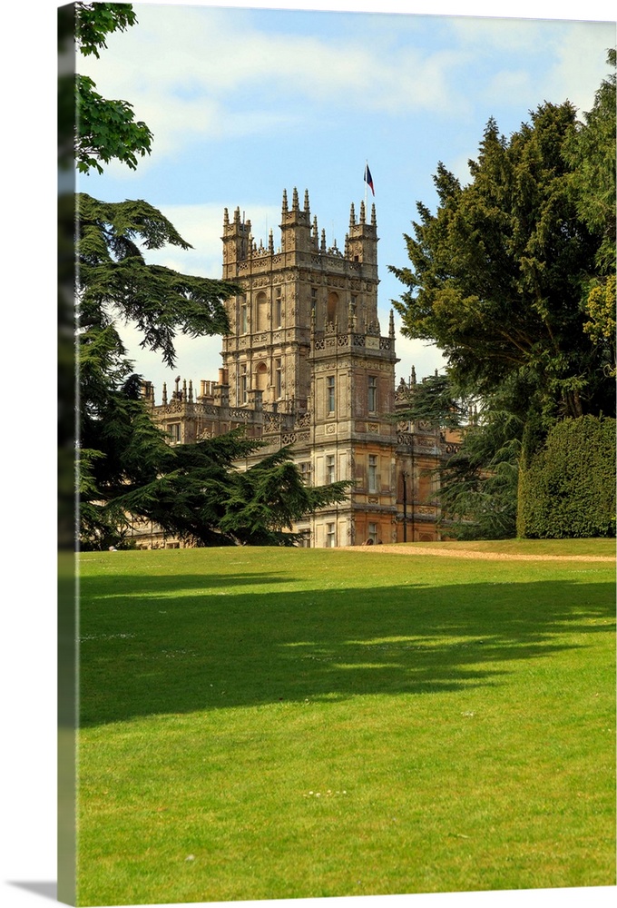 England, Hampshire. 2 May 2017. Highclere Castle. Jacobethan style country house, seat of the Earl of Carnarvon. Setting o...