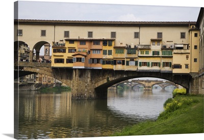 Europe, Italy, Florence River Arno And Ponte Vecchio Bridge