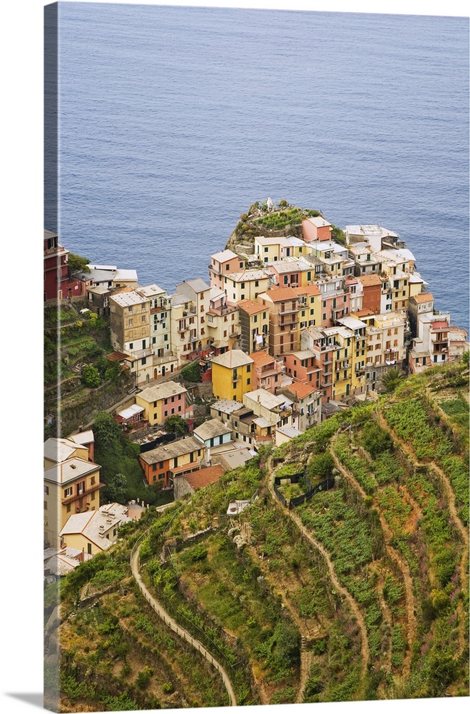 Europe, Italy, Manarola. Overview of town.