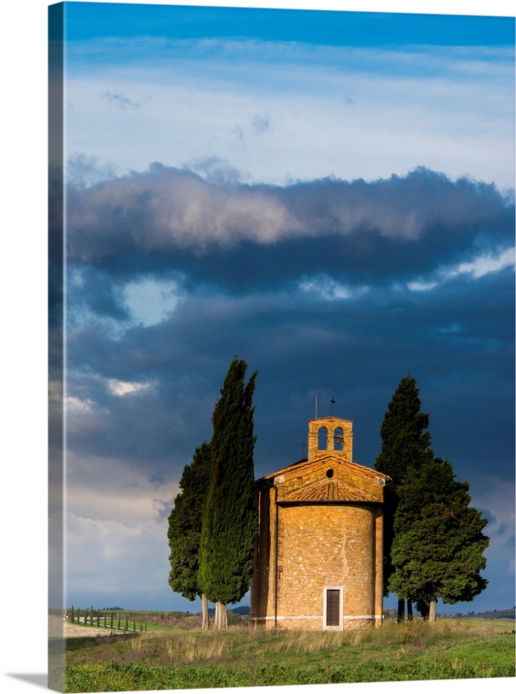 Europe, Italy, Tuscany, Vitaleta chapel near Val Di Orcia. With morning light also known as the Church of the Madonna Worl...