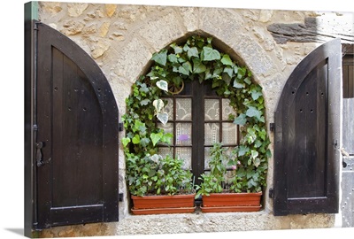 France, Provence, Vence, Close-up of window and shutters on residence