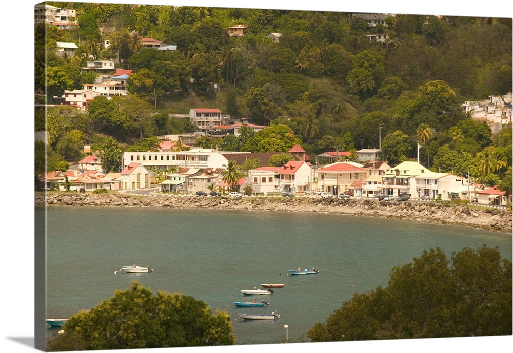FRENCH WEST INDIES (FWI)-Guadaloupe-Basse-Terre-BOUILLANTE:.West Coast Town View