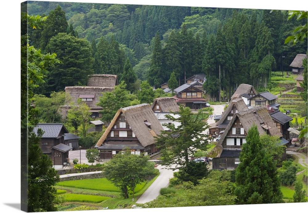 Gassho-zukuri houses in the mountain, Ainokura Village, Gokayama, Toyama Prefecture, Japan