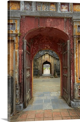 Gateways, Dien Tho Palace, Vietnam