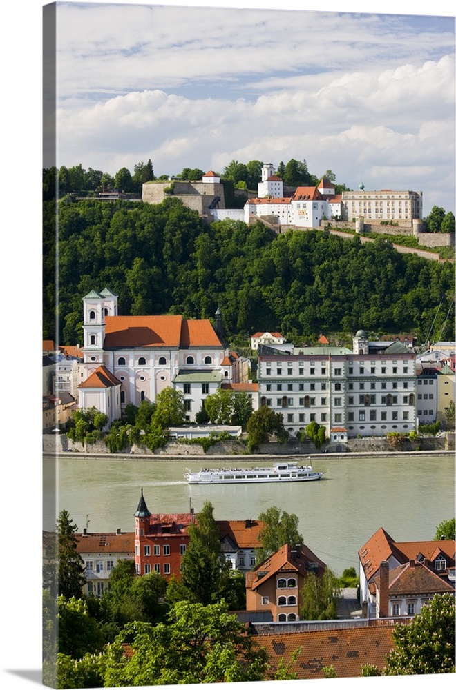 Germany, Bayern-Bavaria, Passau. Inn River view from Mariahilf monastery.
