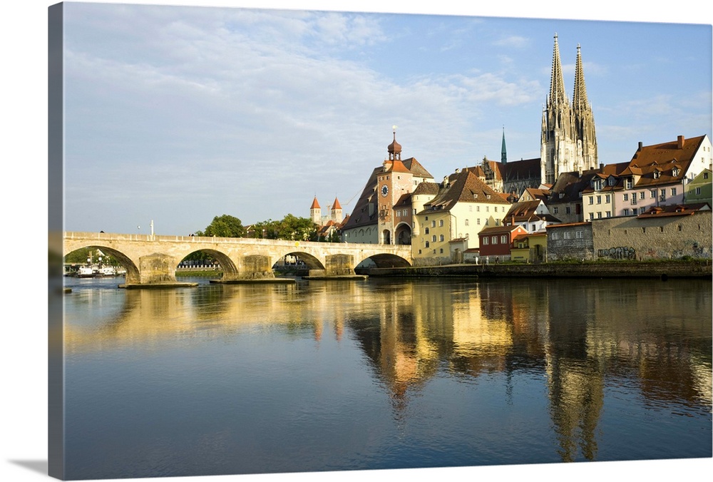Germany, Bayern-Bavaria, Regensburg. View from Danube River and Steinerne Bridge.