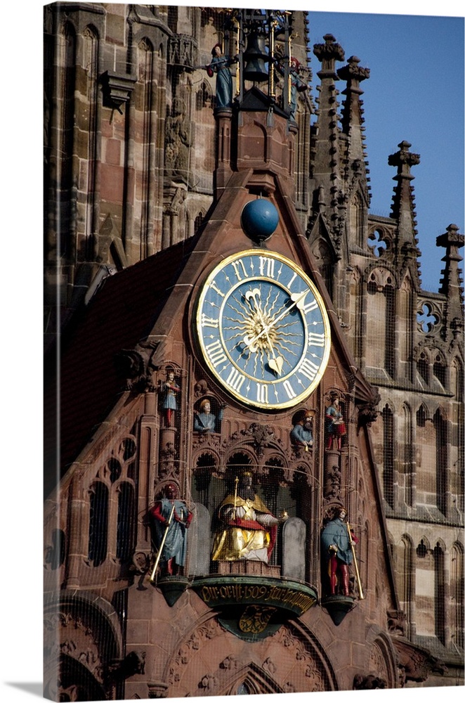 Germany, Bavaria, Nuremberg. Market Square, Our Lady's Church facade (aka Frauenkirche), circa 1349. Famous clock, Mannlei...