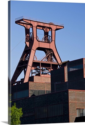 Germany, Ruhr Basin, Essen, World Heritage Zollverein Former Coal Mine, Shaft 12