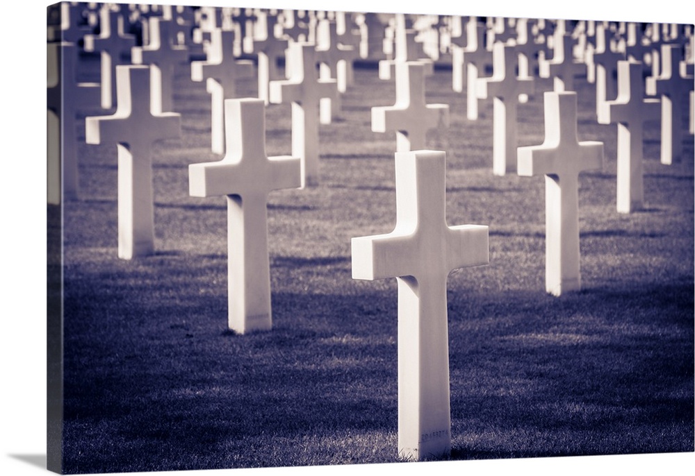 Graves at the American Cemetery, Omaha Beach, Colleville-sur-Mer, Normandy, France.