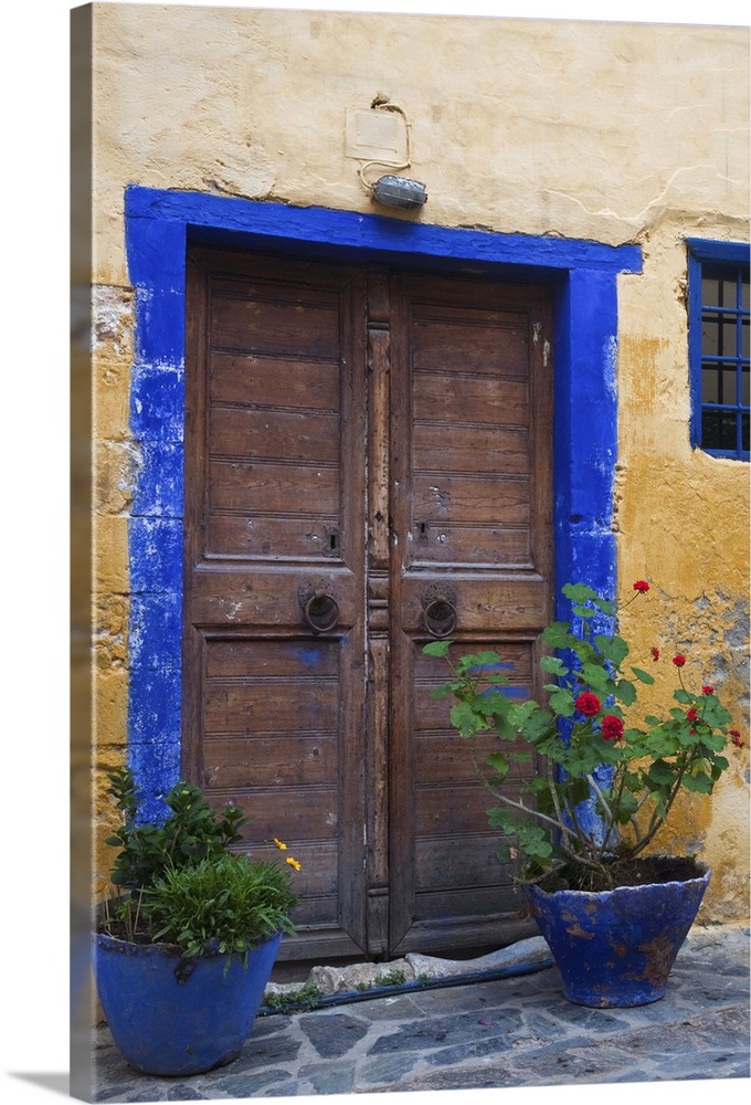Europe, Greece, Greek Island, Crete, Chania old town with colorful doorway to Turkish Restaurant