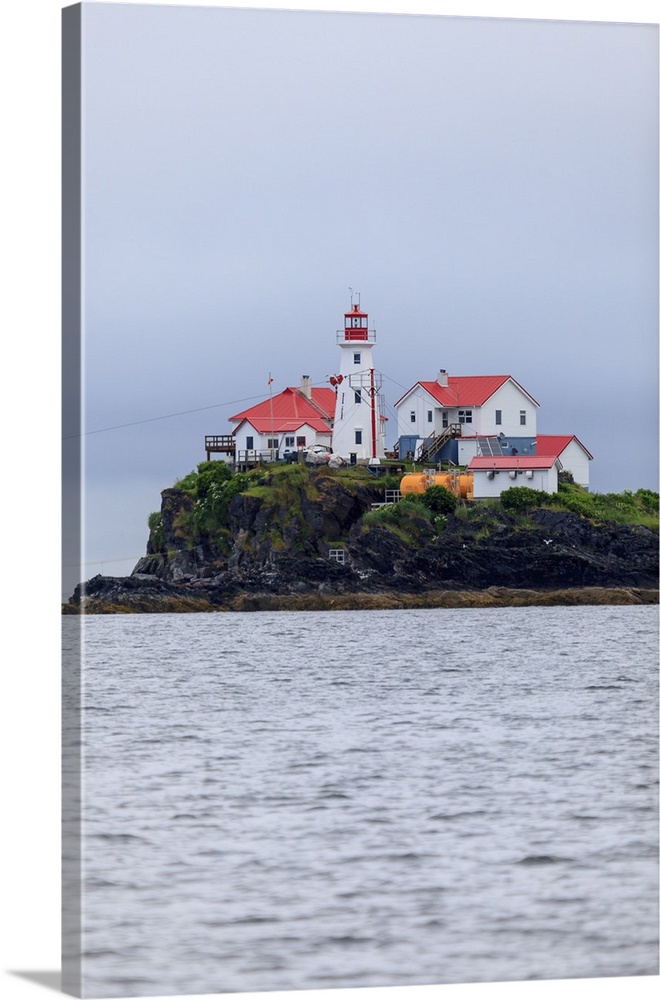 Green Island Lighthouse, near Prince Rupert, Inside Passage, Northern British Columbia, Canada
