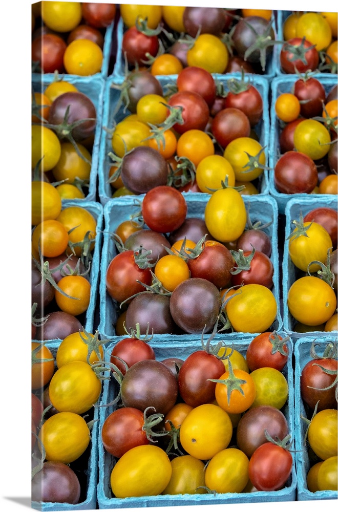 Heirloom Cherry Tomatoes, USA
