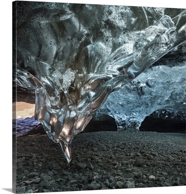 Ice cave in the glacier Breidamerkurjokull in Vatnajokull National Park, Iceland