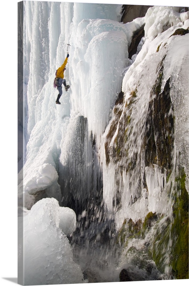 Daryn Ice Climbing Stewart Falls, Wasatch Mountains, near Provo and Sundance, Utah, USA.