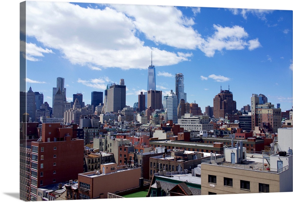 Usa, New York: view from New Museum of Contemporary Art terrace; looking toward Dowtown: Freedom Tower, One WTC