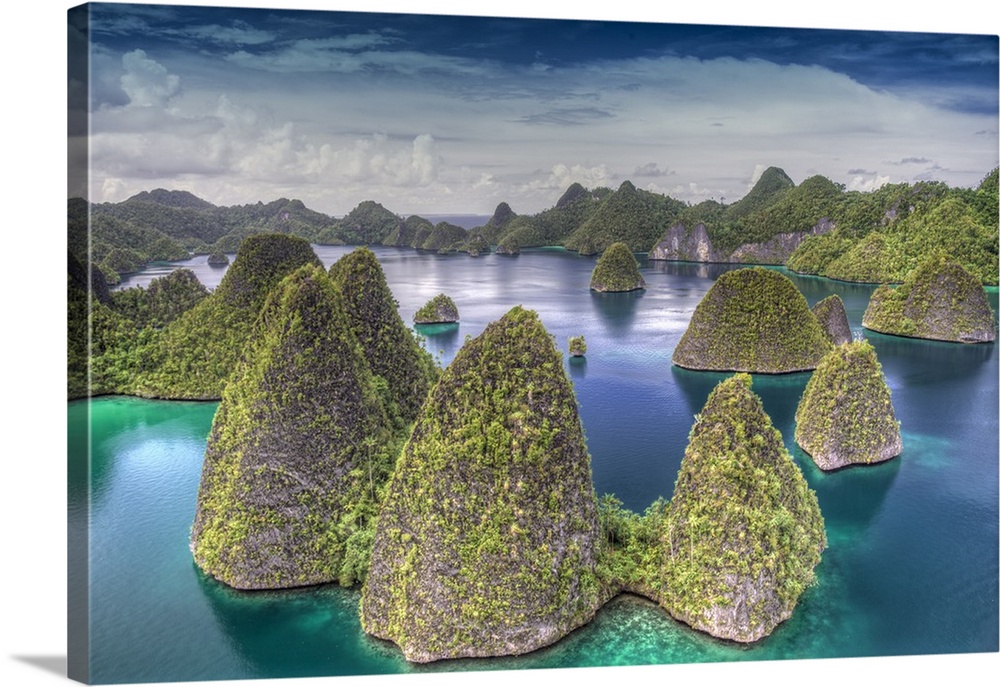Indonesia, West Papua, Raja Ampat. Wayag Island landscape.