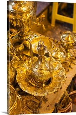 Iran, Central Iran, Shiraz, Bazar-E Vakil Market, Traditional Metal Souvenirs