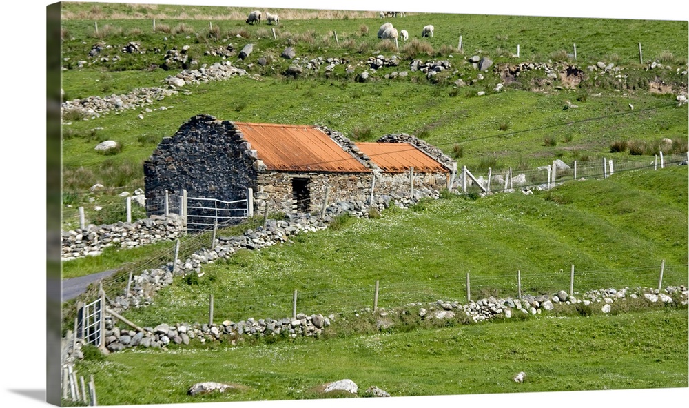Europe, Ireland, County Mayo, Barnabaun Point. Irish countryside with stone wall and red-roofed house. Credit as: Wendy Ka...