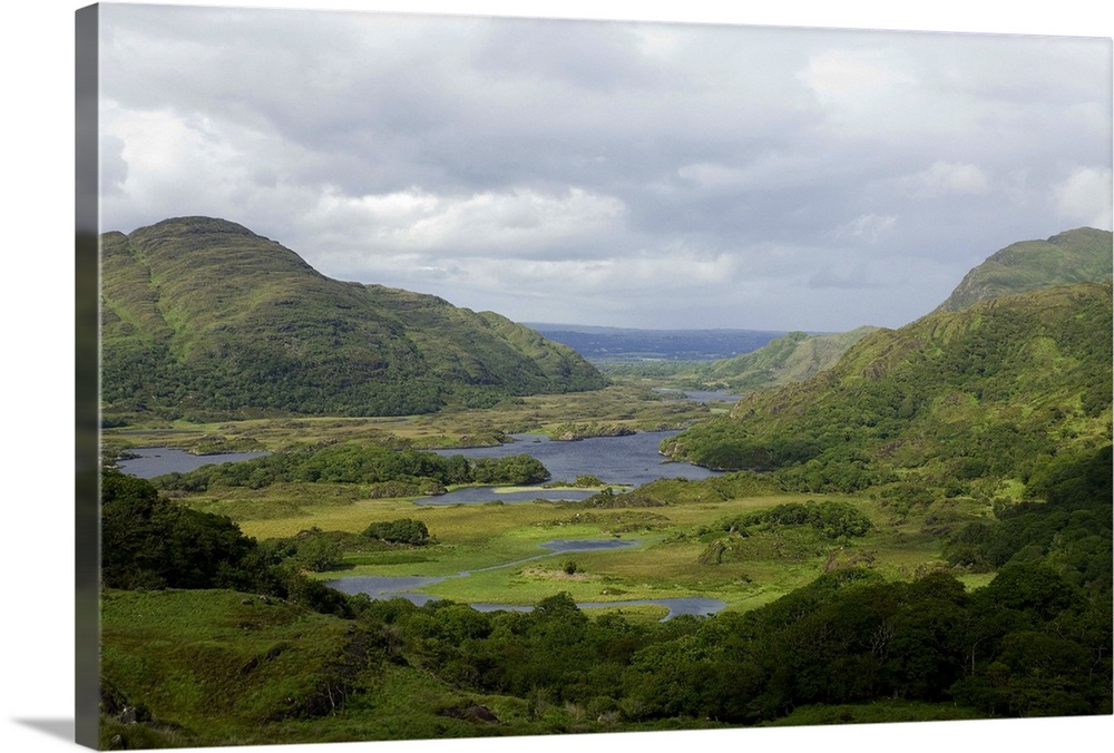 IRELAND, Kerry, Killarney National Park. Ladies View.