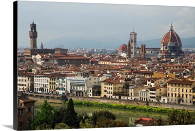 Italy, Florence, Overview of the city and the River Arno as seen from Michelangelo Plaza