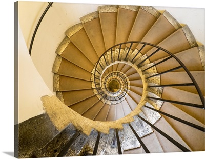 Italy, Lazio, Tivoli, Villa d'Este, Spiral Staircase