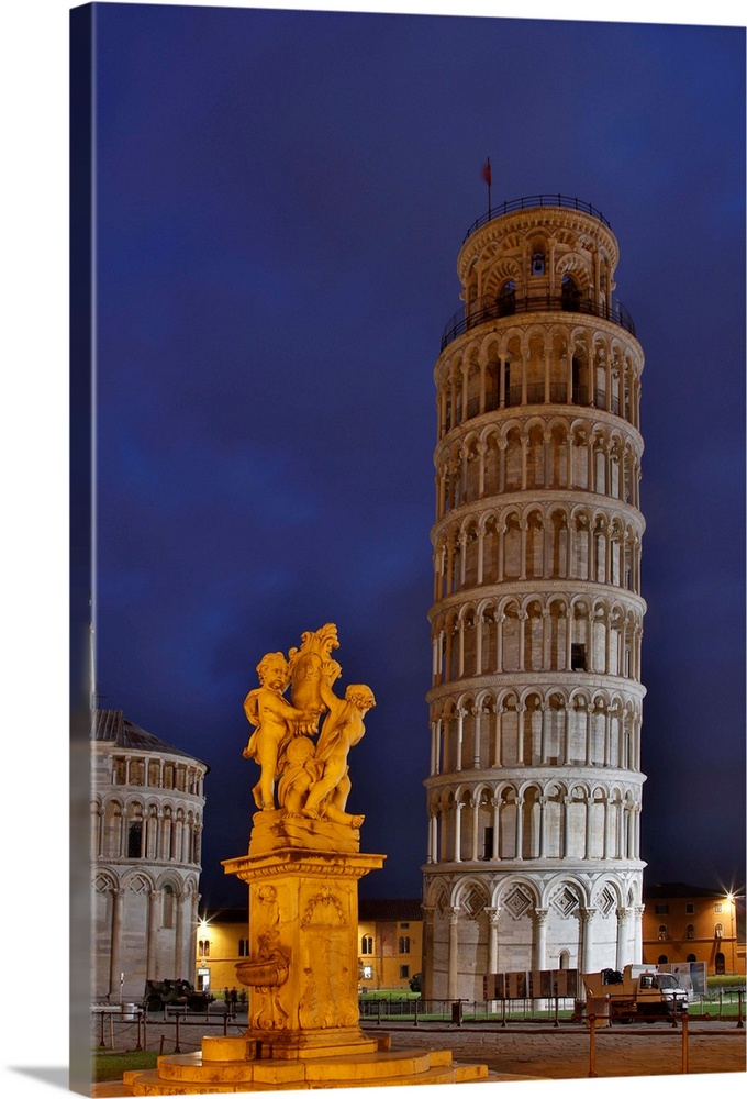 Italy, Pisa, Leaning Tower of Pisa.