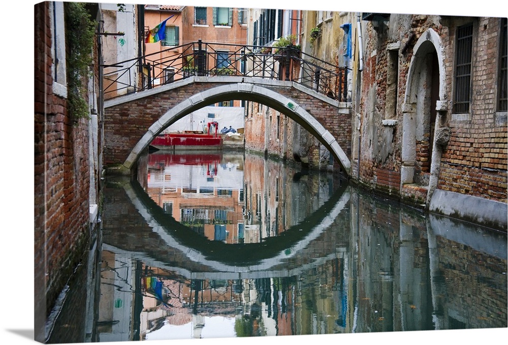 Italy, Venice, Canal.