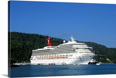 Jamaica, Ocho Rios, Cruise ship