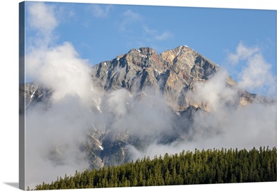Jasper National Park, Alberta, Canada, Pyramid Mountain