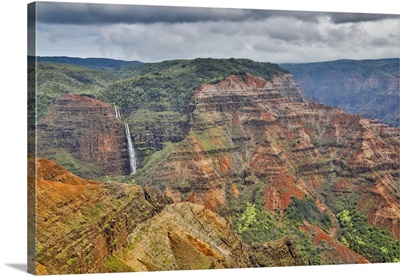Kauai, Hawaii, Waimea Canyon And View Of Waipo'o Falls