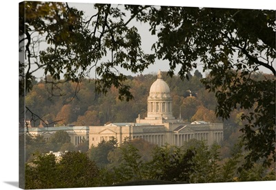 Kentucky, Frankfort: Kentucky State Capitol / Dawn